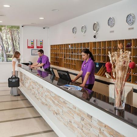 Hotel Zora Pavilions Primošten Eksteriør billede