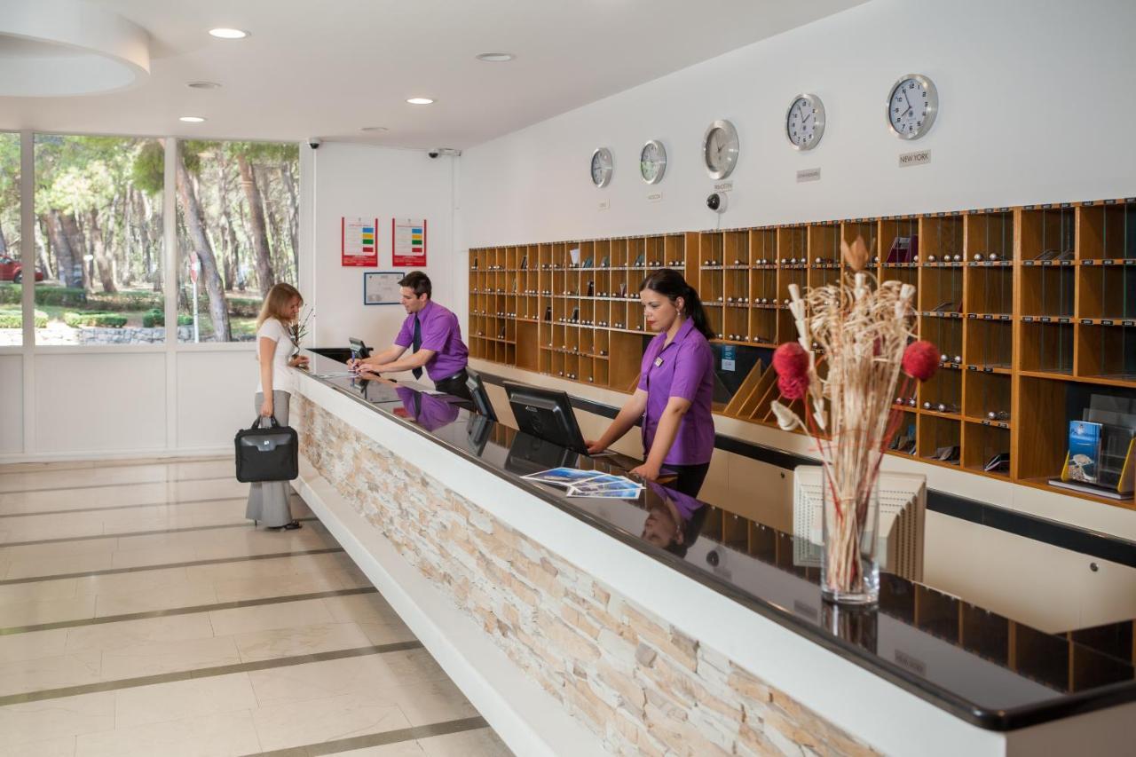 Hotel Zora Pavilions Primošten Eksteriør billede