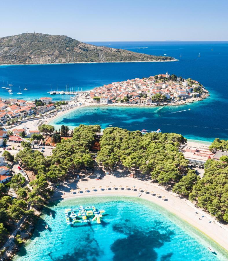 Hotel Zora Pavilions Primošten Eksteriør billede